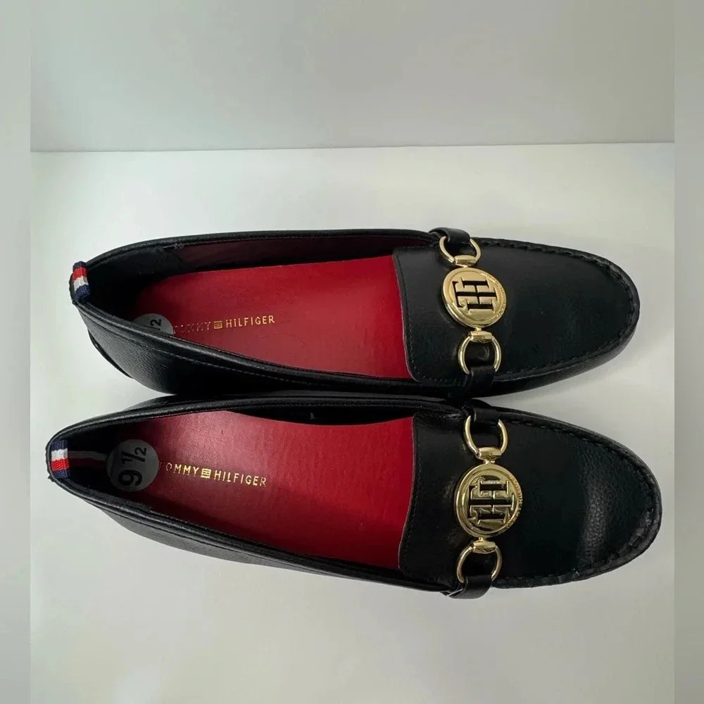 Tommy Hilfiger Harmeni Loafers - Womens Moccasins Shoes sz 9 1/2 - Picture 2 of 9